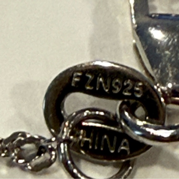 FZN Sterling Silver 925 CZ Stones Sparkly Cross Pendant Necklace Religious - Picture 10 of 12